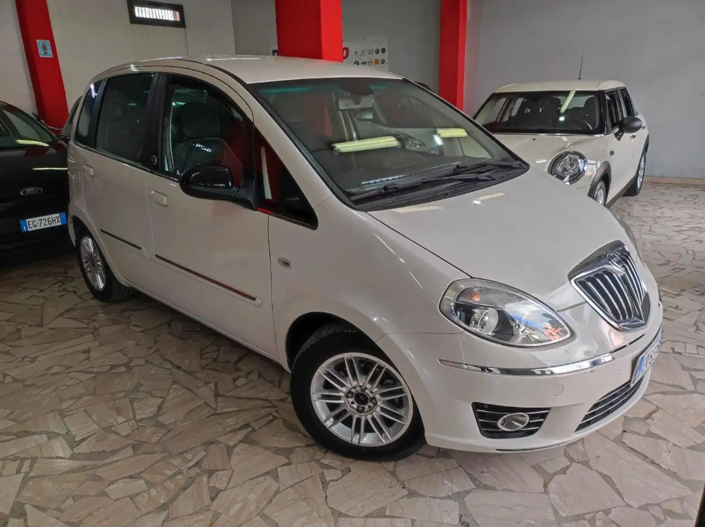 Lancia MUSA 1.4 8V Ecochic (GPL) Gold Bianco - 1