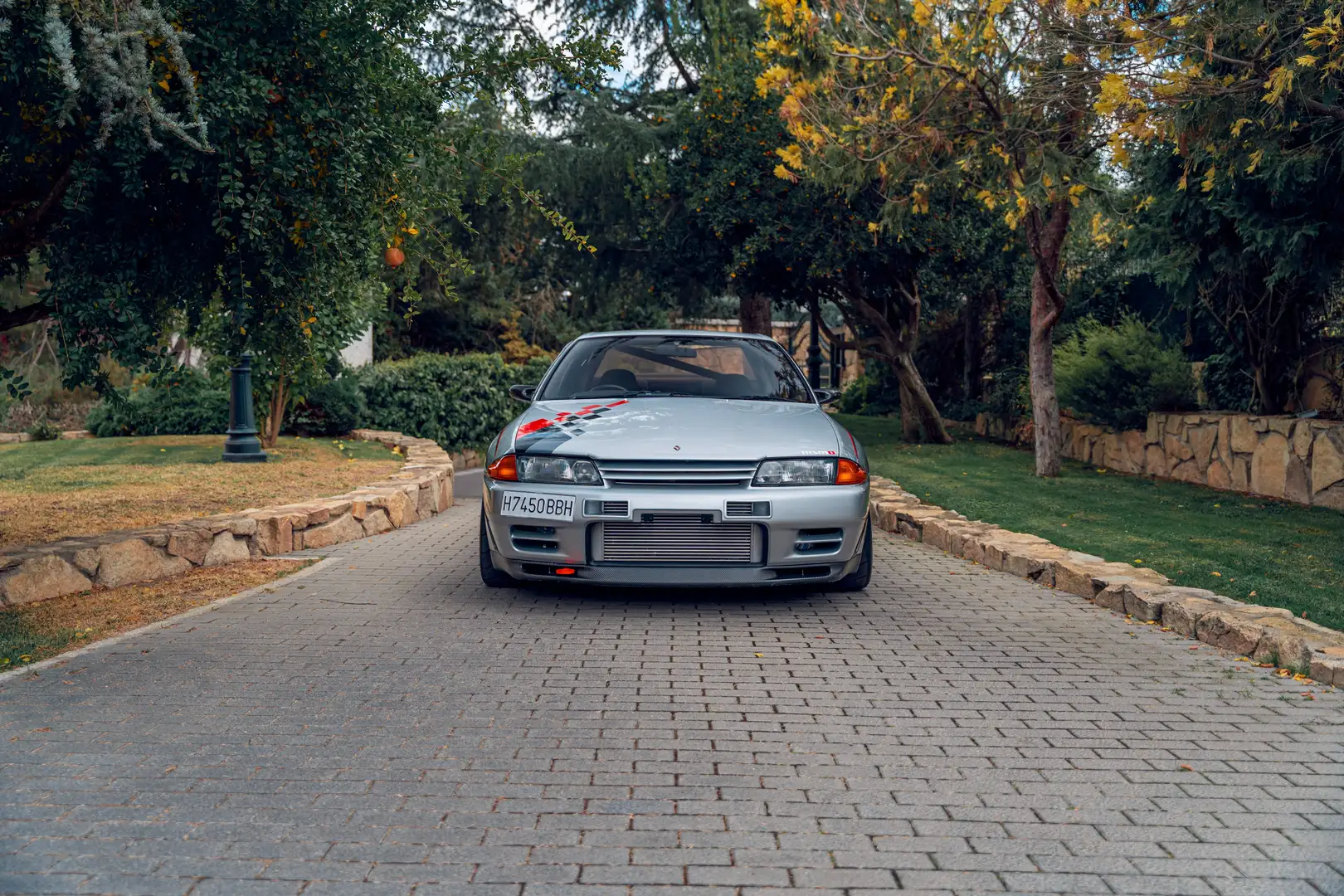 Nissan Skyline Plateado - 2