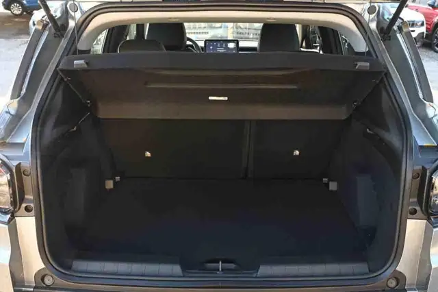 Jeep Avenger view 5