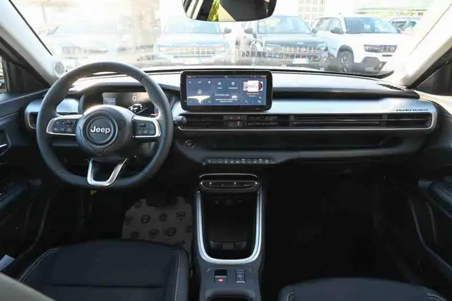 Jeep Avenger view 7