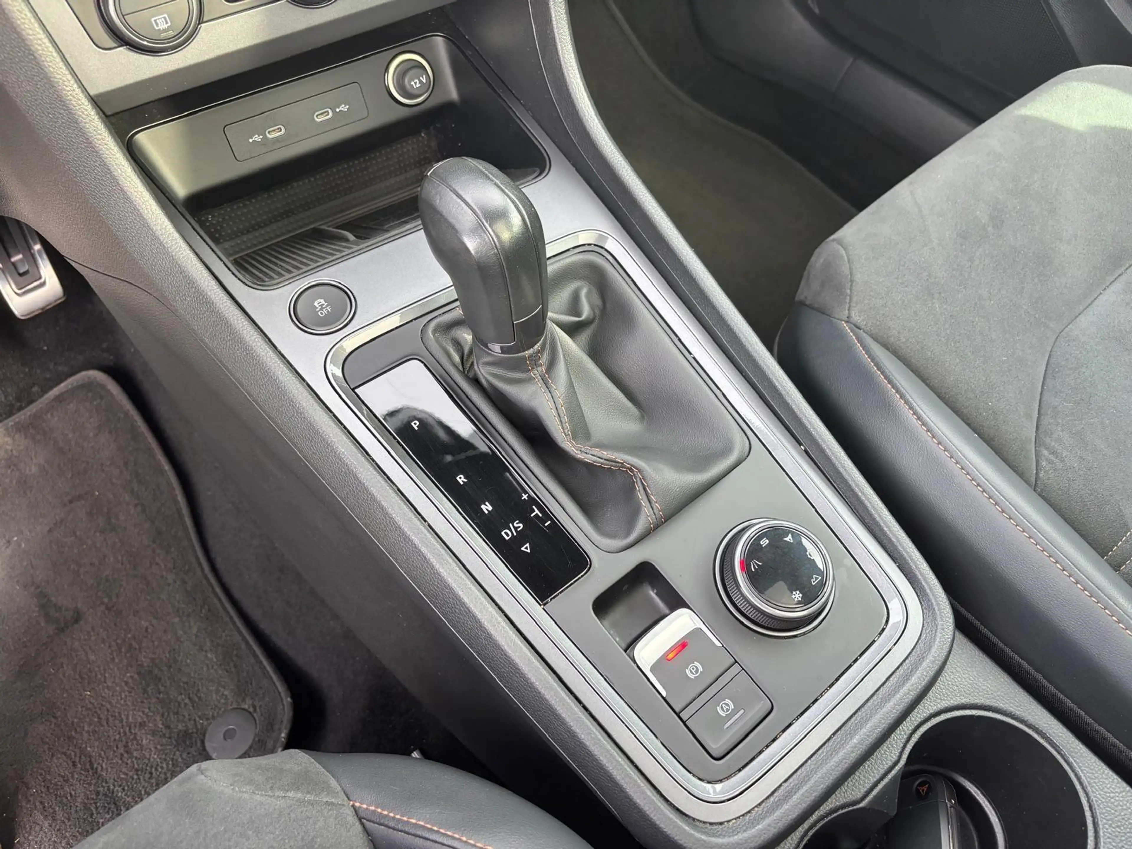 CUPRA Ateca VZ 2.0 TSI DSG 4Drive PANO 360° BEATS TOTW. — photo 15