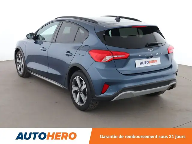 Ford Focus view 4