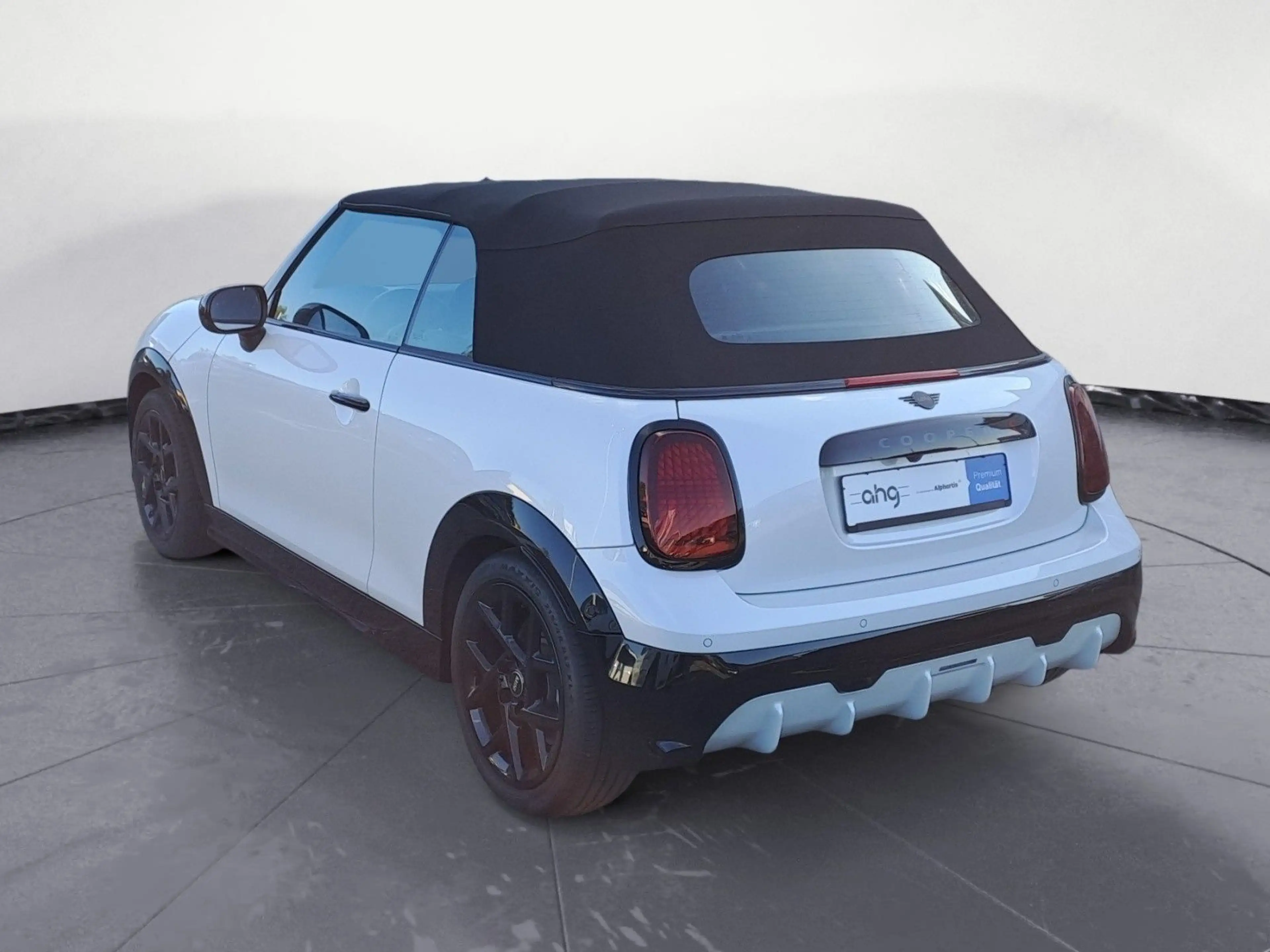 MINI Cooper S Cabrio COOPER S Cabrio JCW Trim Steptronic John Cooper — photo 4
