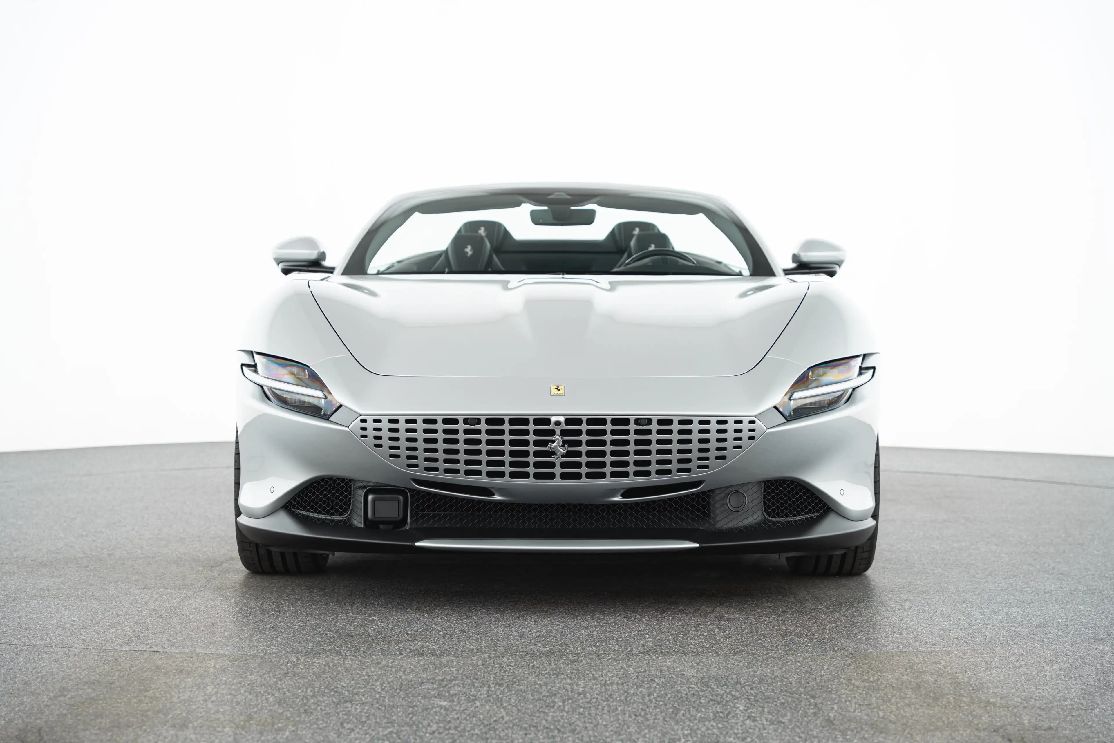 Ferrari Roma Spider 3.9 T V8 Spider — photo 2