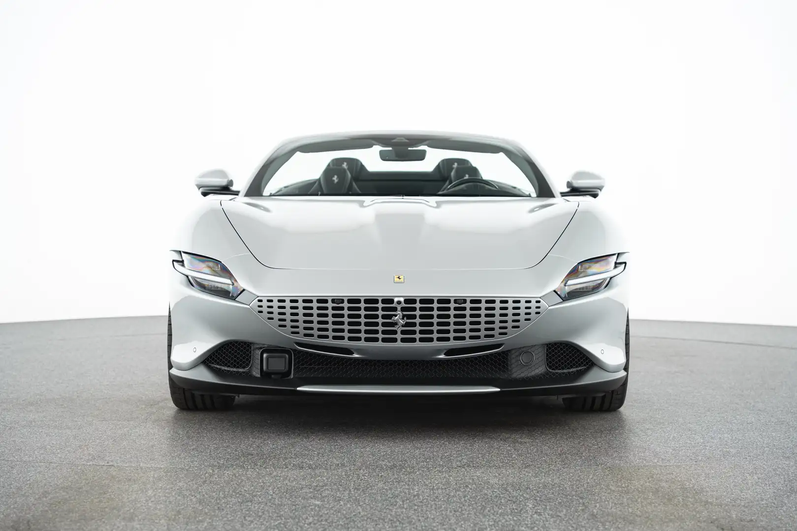 Ferrari Roma Spider 3.9 T V8 Spider Silber - 2