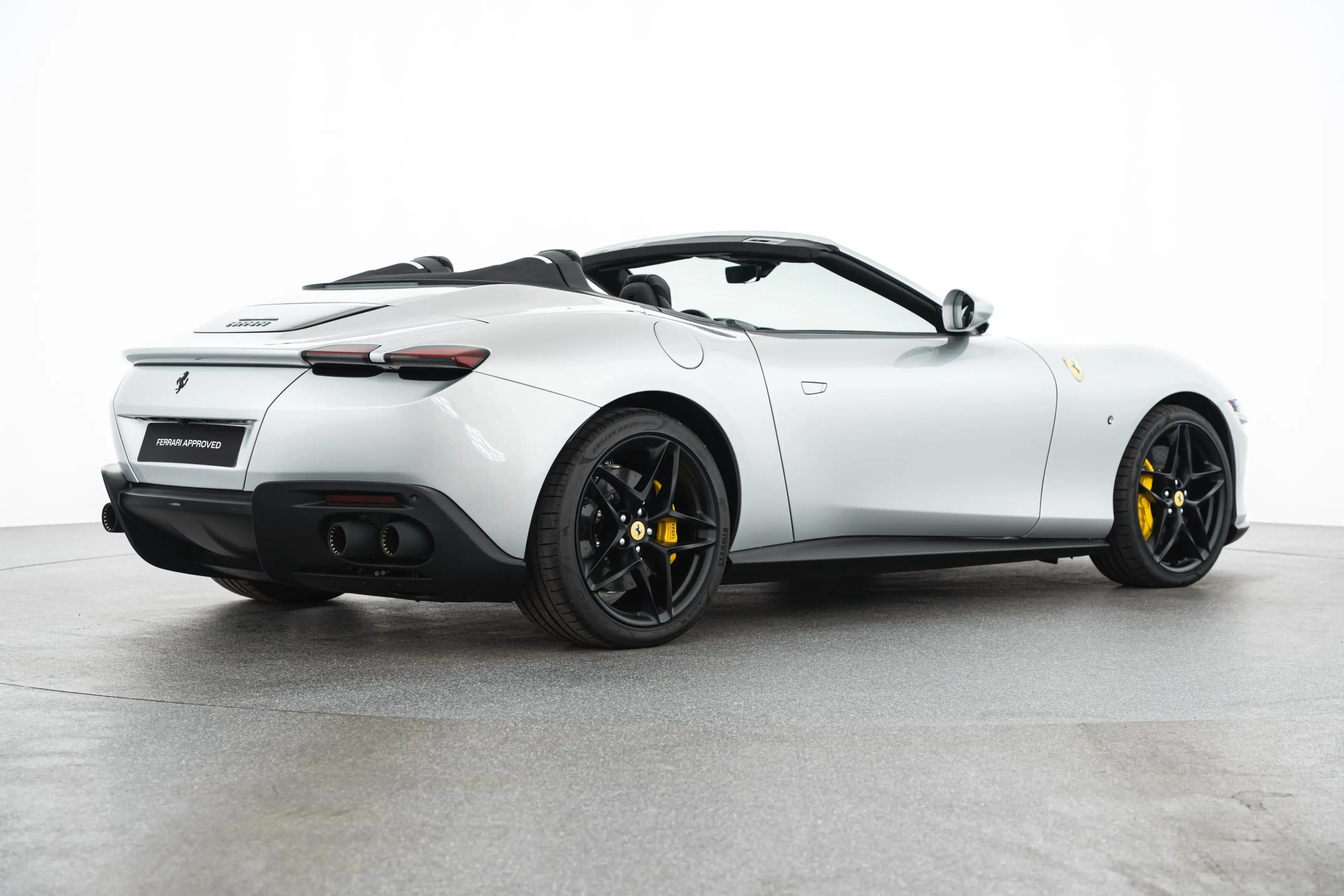 Ferrari Roma Spider 3.9 T V8 Spider — photo 5