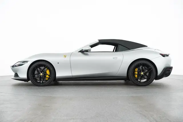 Ferrari Roma view 8