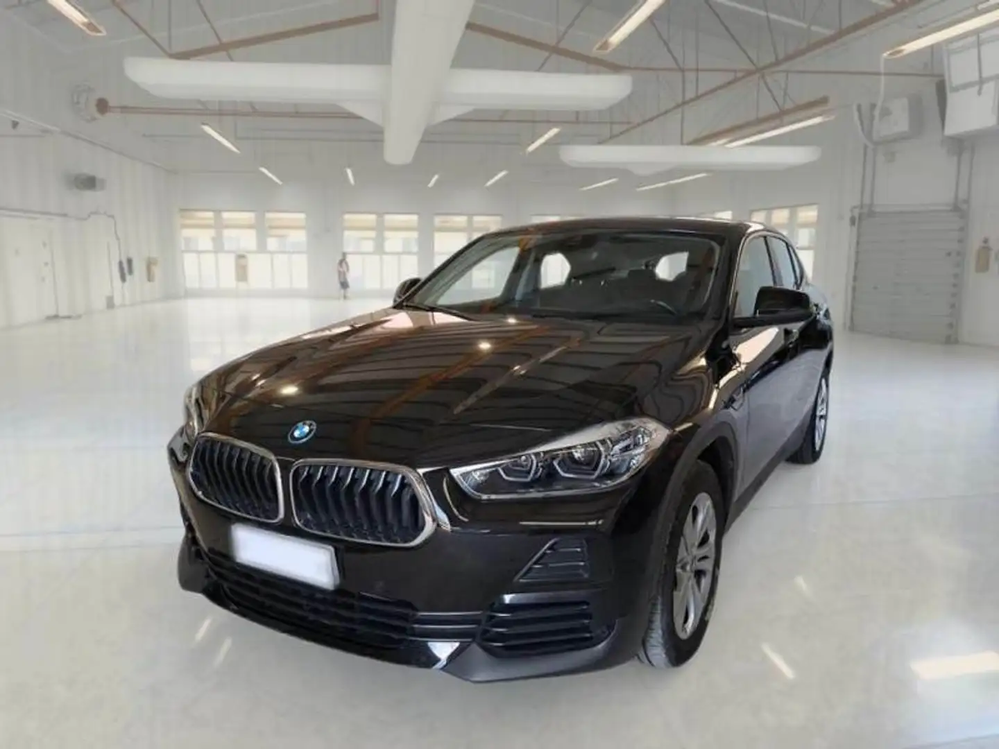 BMW X2 xDrive 25e Business X automatico - 1