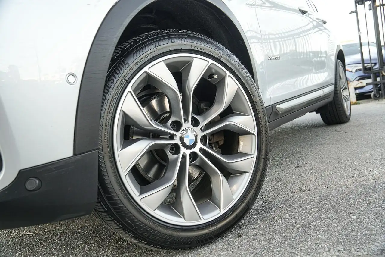 BMW X3 photo BMW X3