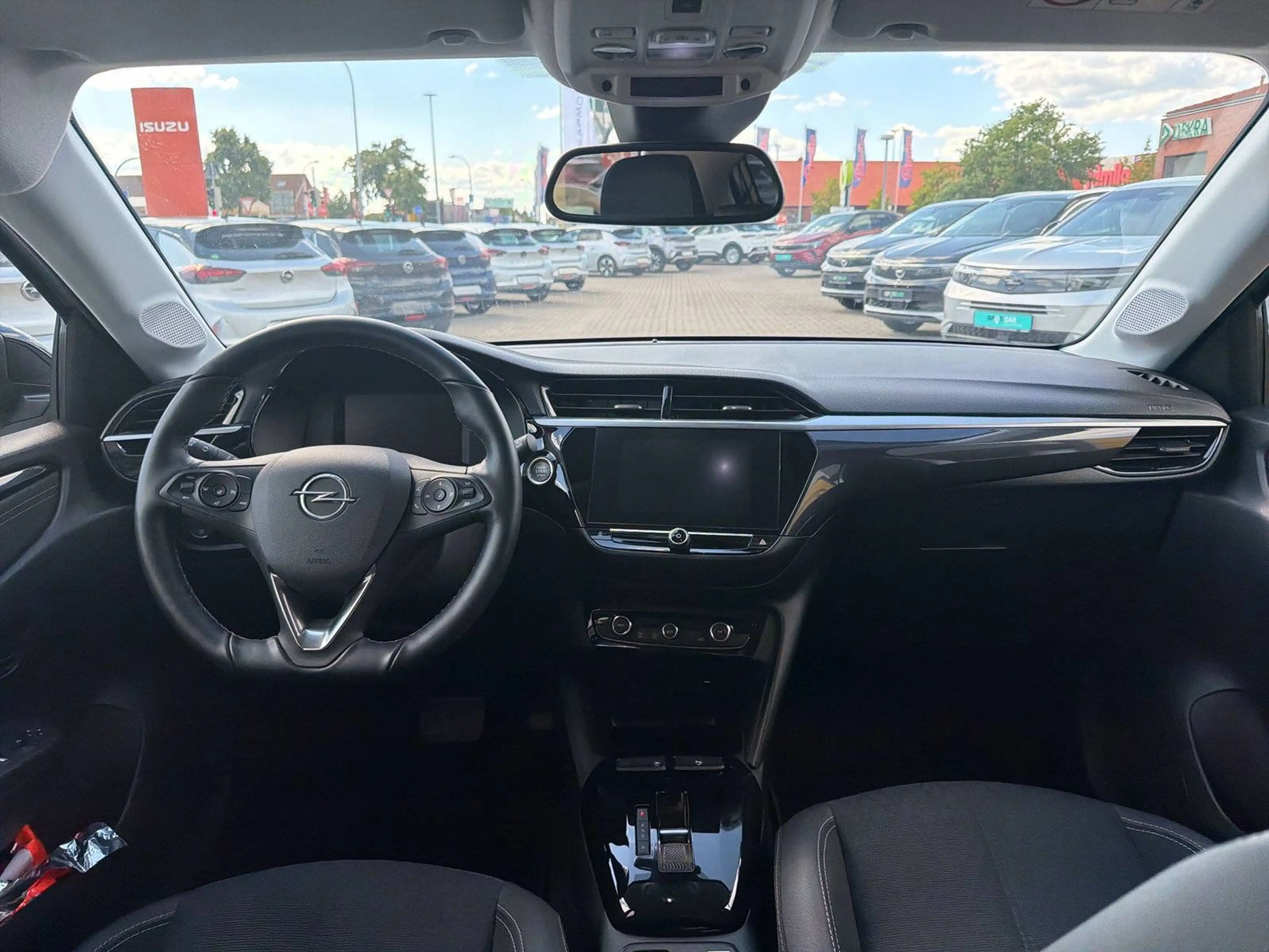 Opel Corsa-e Elegance — photo 14