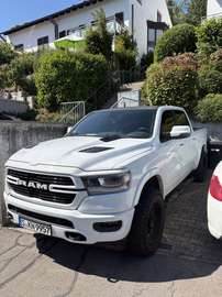 Crew Cab Laramie