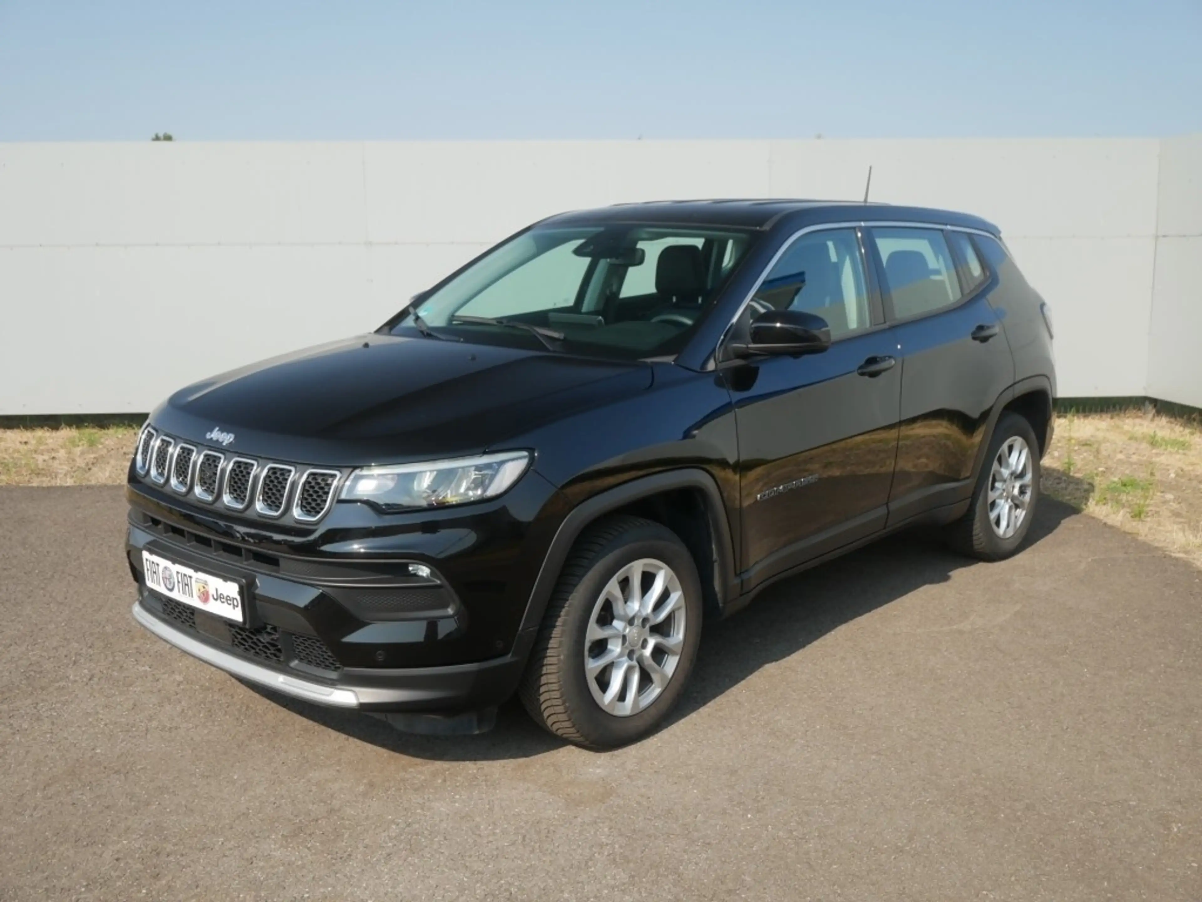 Jeep Compass ALTITUDE e-HYBRID 1.5l 130PS AT SICHERHEIT WINTER — photo 7