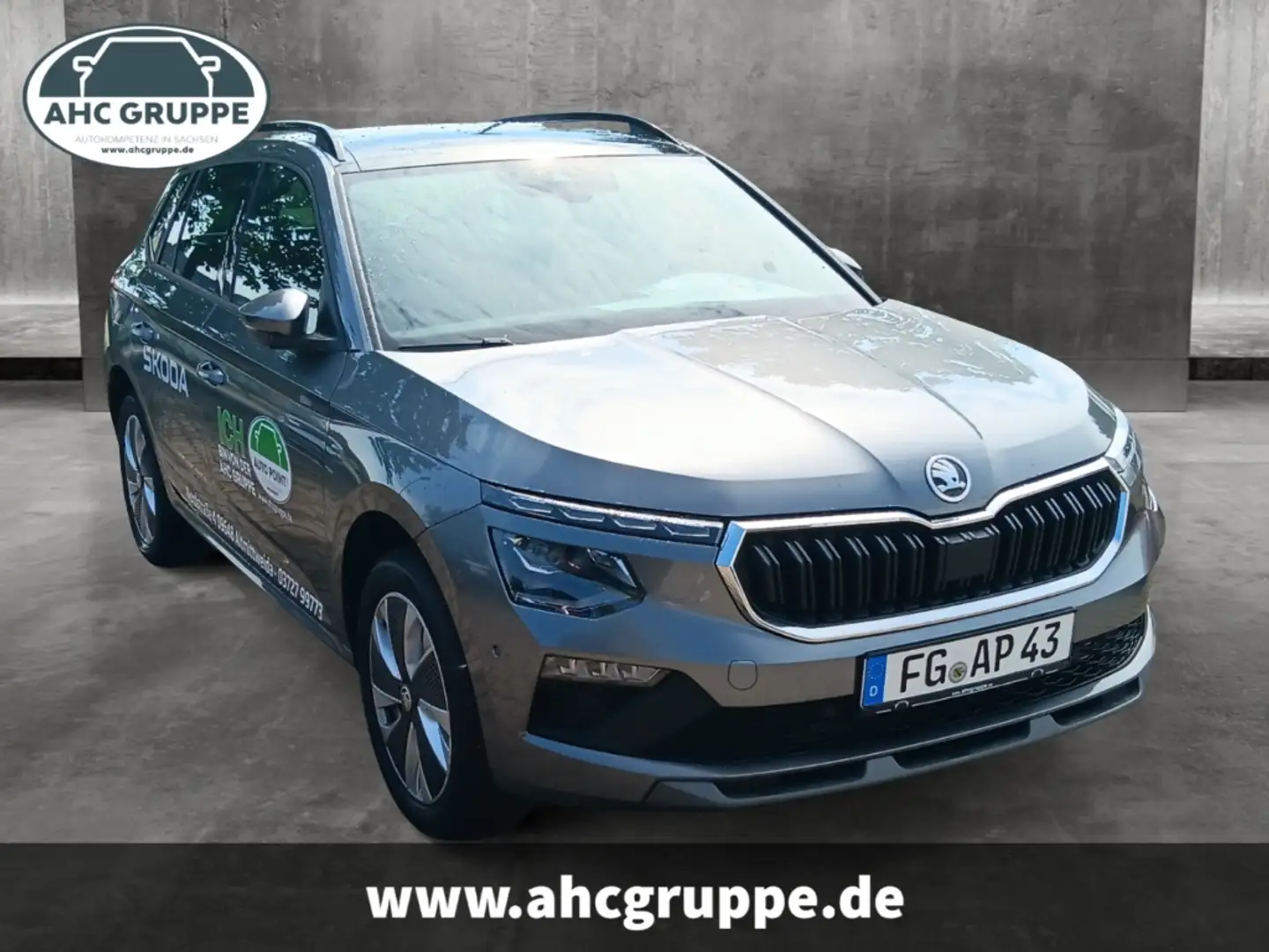 Skoda Kamiq 1,5 TSI 110kW Selection 7-Gang-DSG, Navi, Open-Sky Grijs - 2