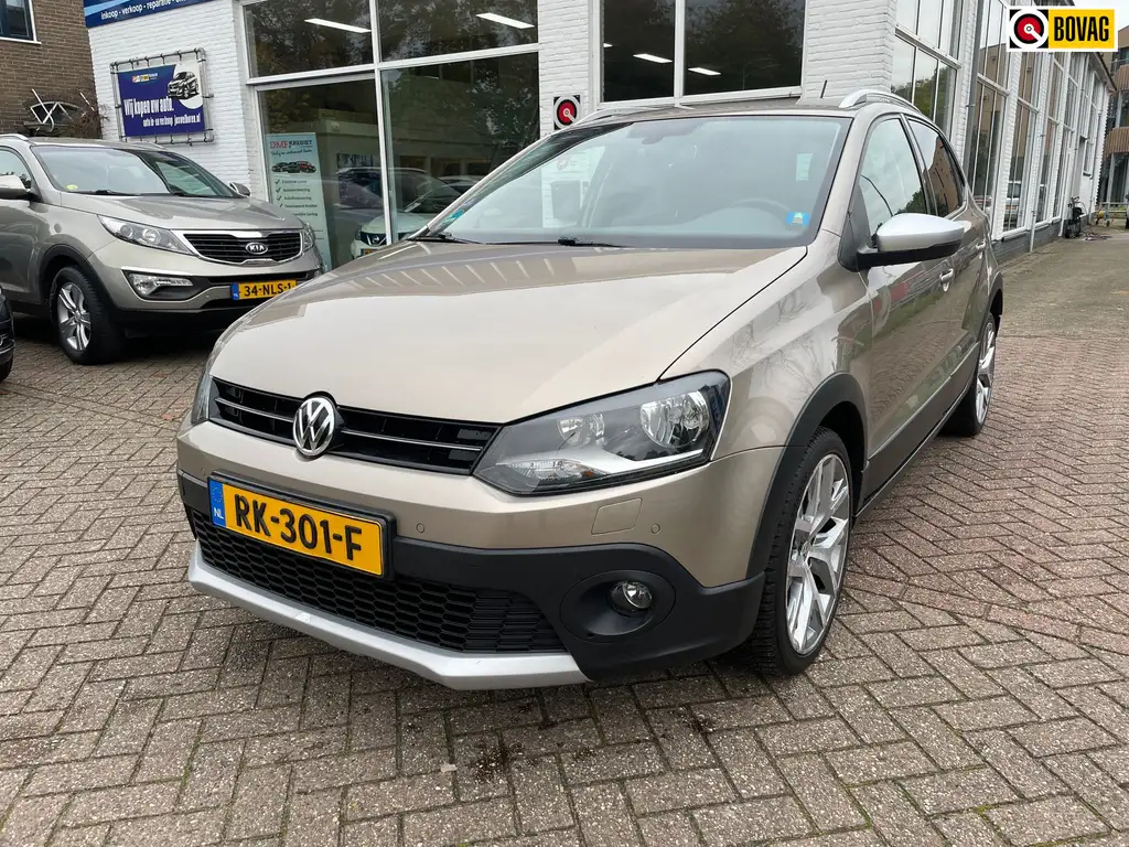 Volkswagen Polo Cross 2016 из Европы — купить под ключ