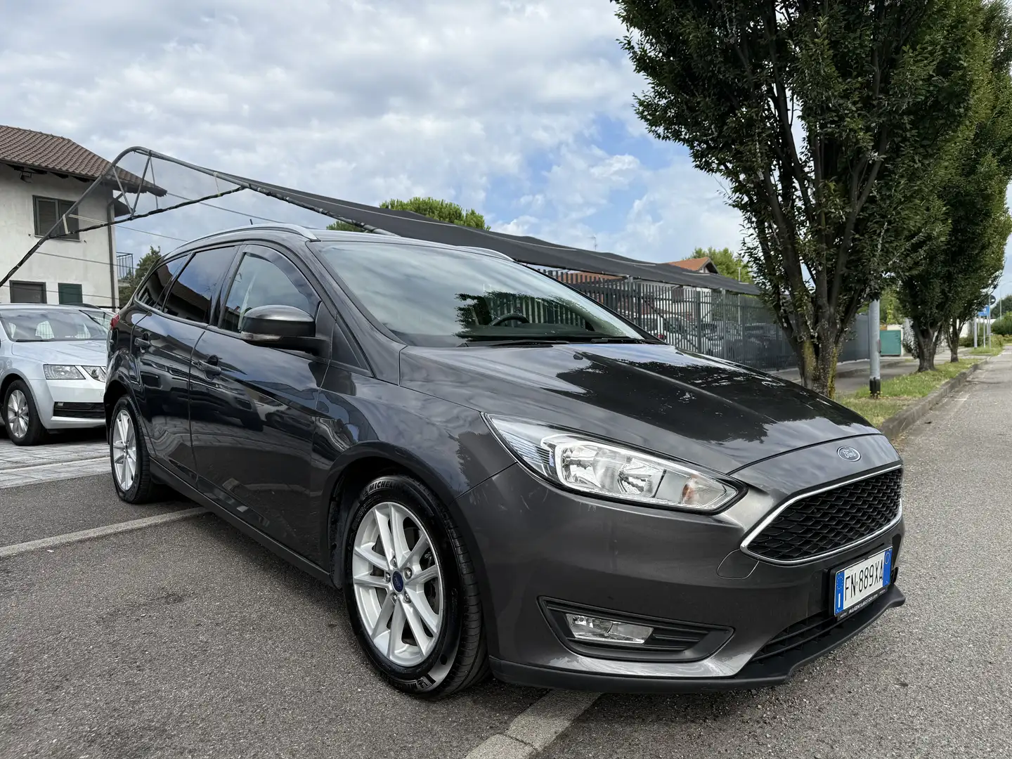 Ford Focus SW 1.5 tdci Titanium s Grigio - 1