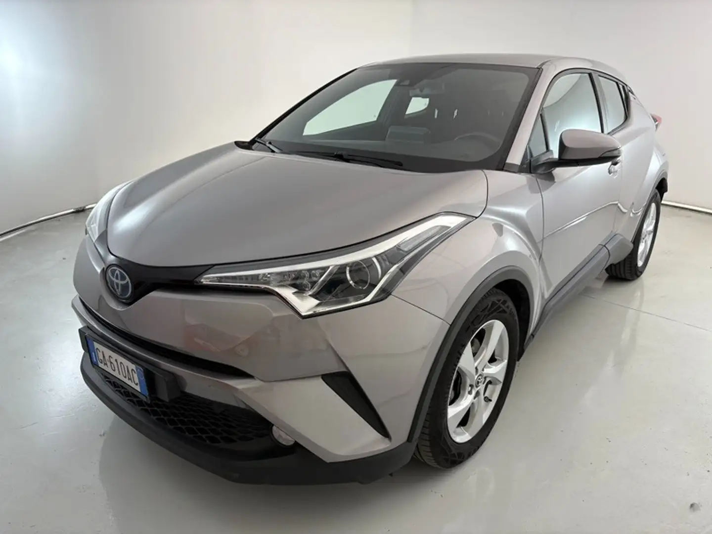 Toyota C-HR 5 Porte 1.8 Hybrid Active - 1