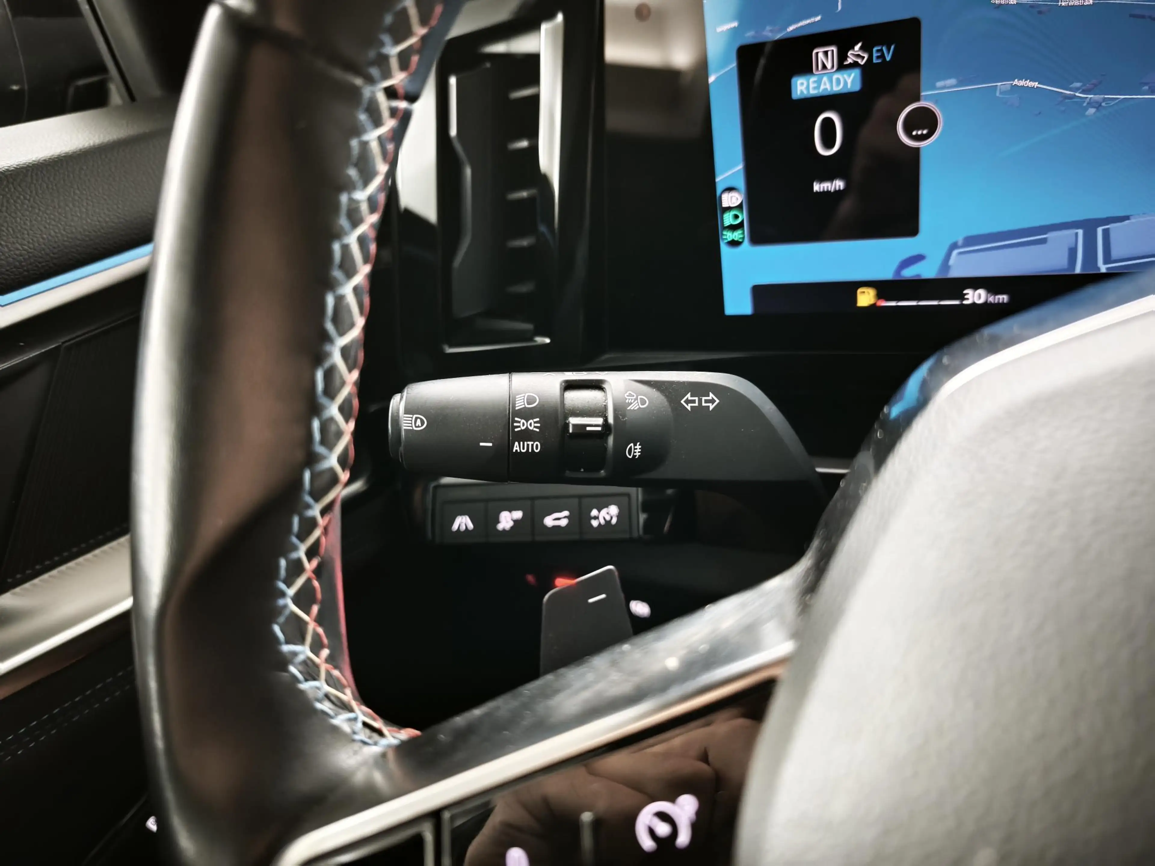 Renault Austral 1.2 E-Tech full hybrid 200 iconic esprit Alpine | — photo 12