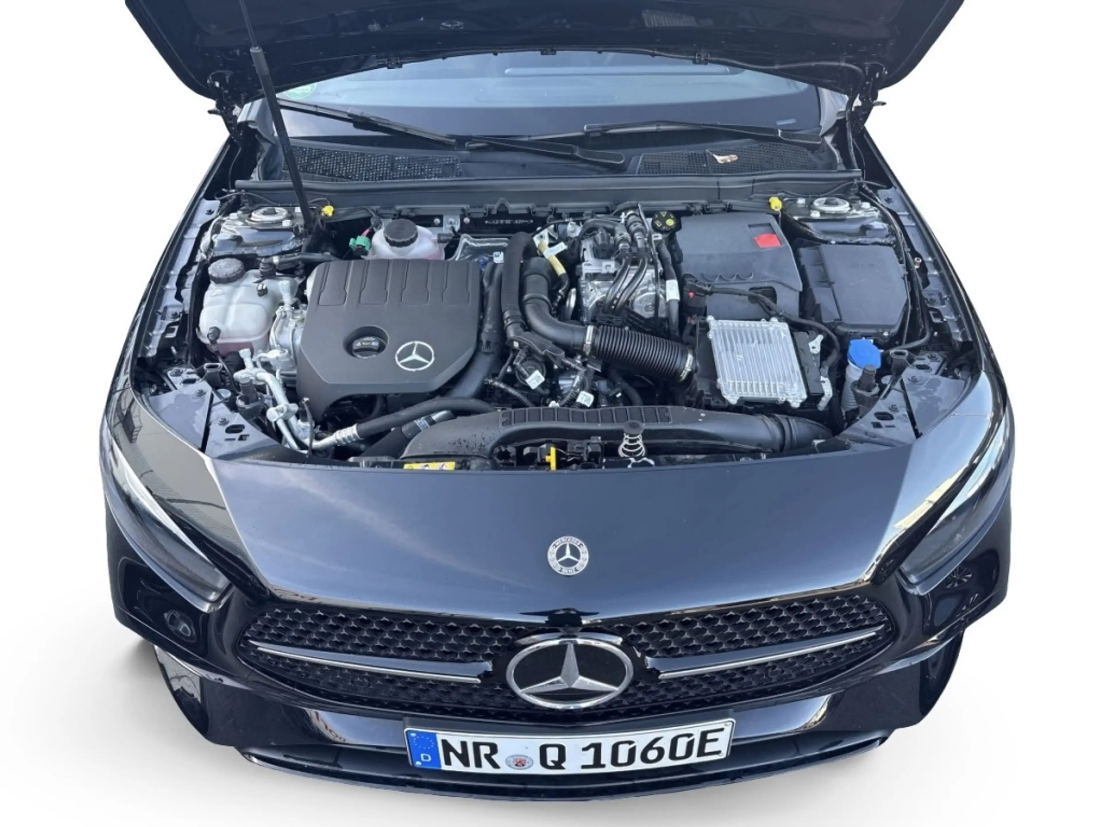 Mercedes-Benz A 250 e AMG AHK Night LED Keyless Sound RFK — photo 11