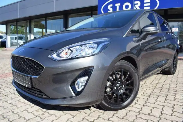Ford Fiesta 5-türig Cool & Connect ALU Klima