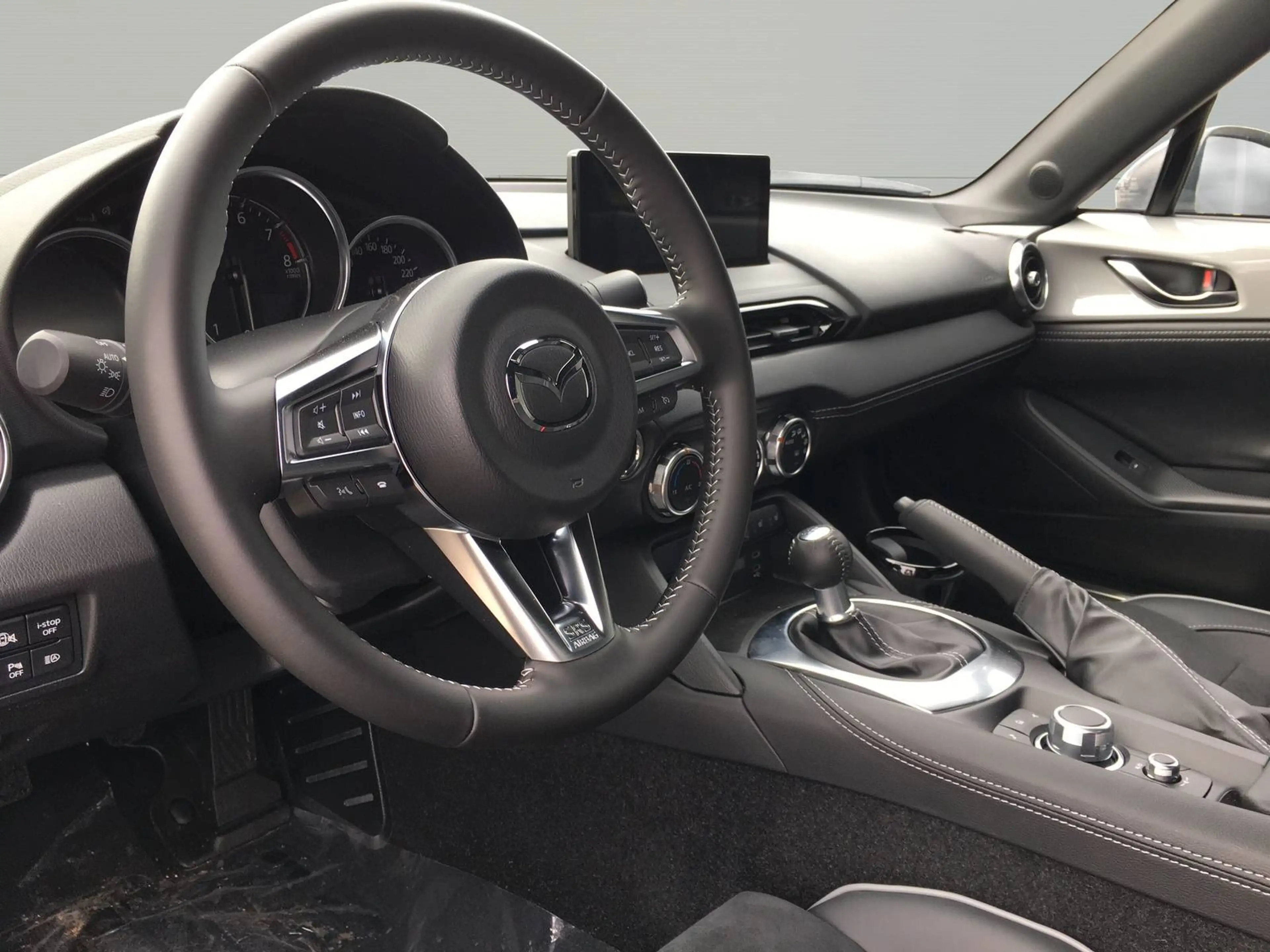 Mazda MX-5 MX-5 ST SKYACTIV-G 1.5 Homura-KAMERA-BOSE®-NAVI-MATRIX-LED-RECARO® — photo 9