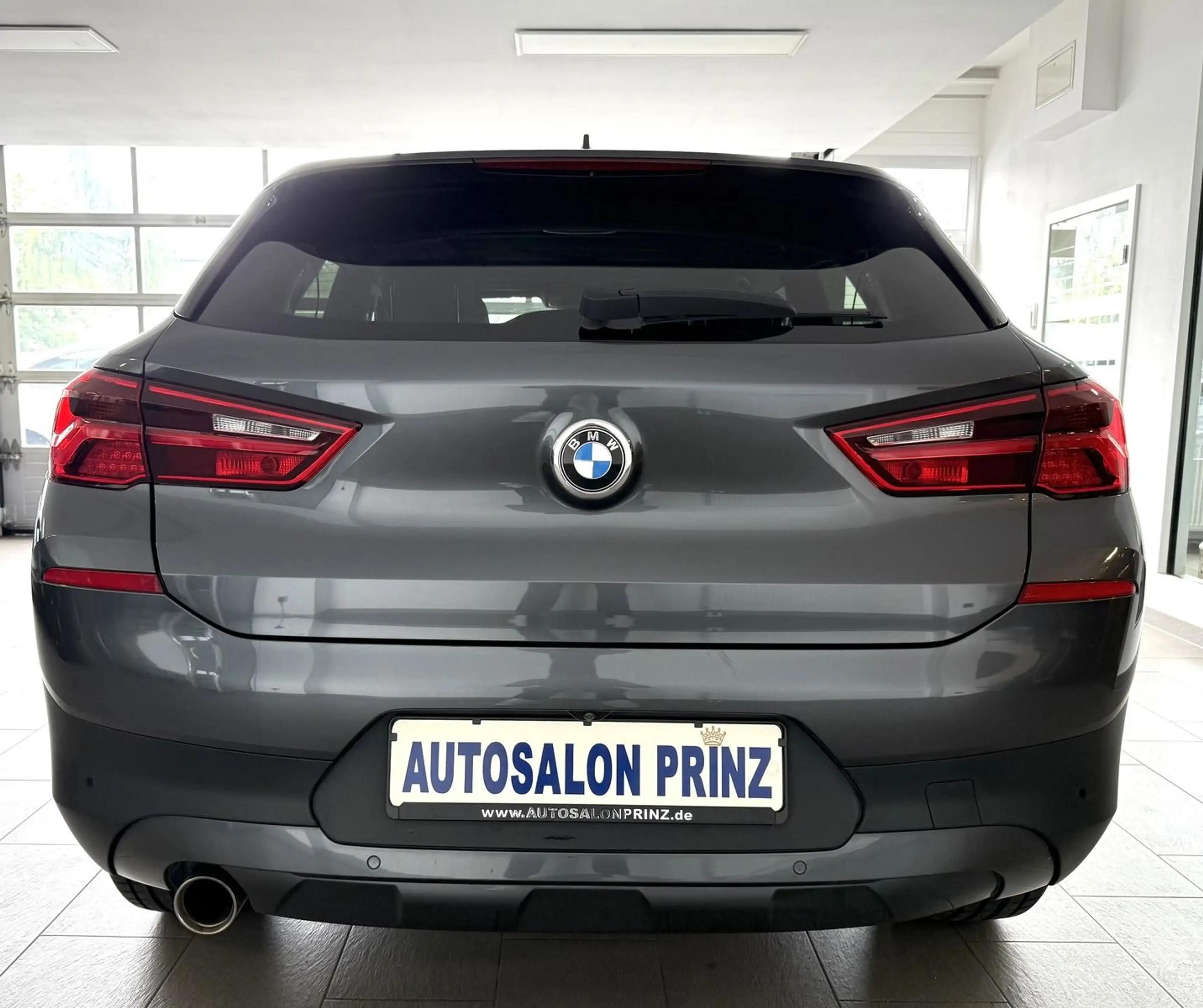 BMW X2 18i sDrive AUTOM NAVI KLIMA LEDER KAMERA PANO — photo 12