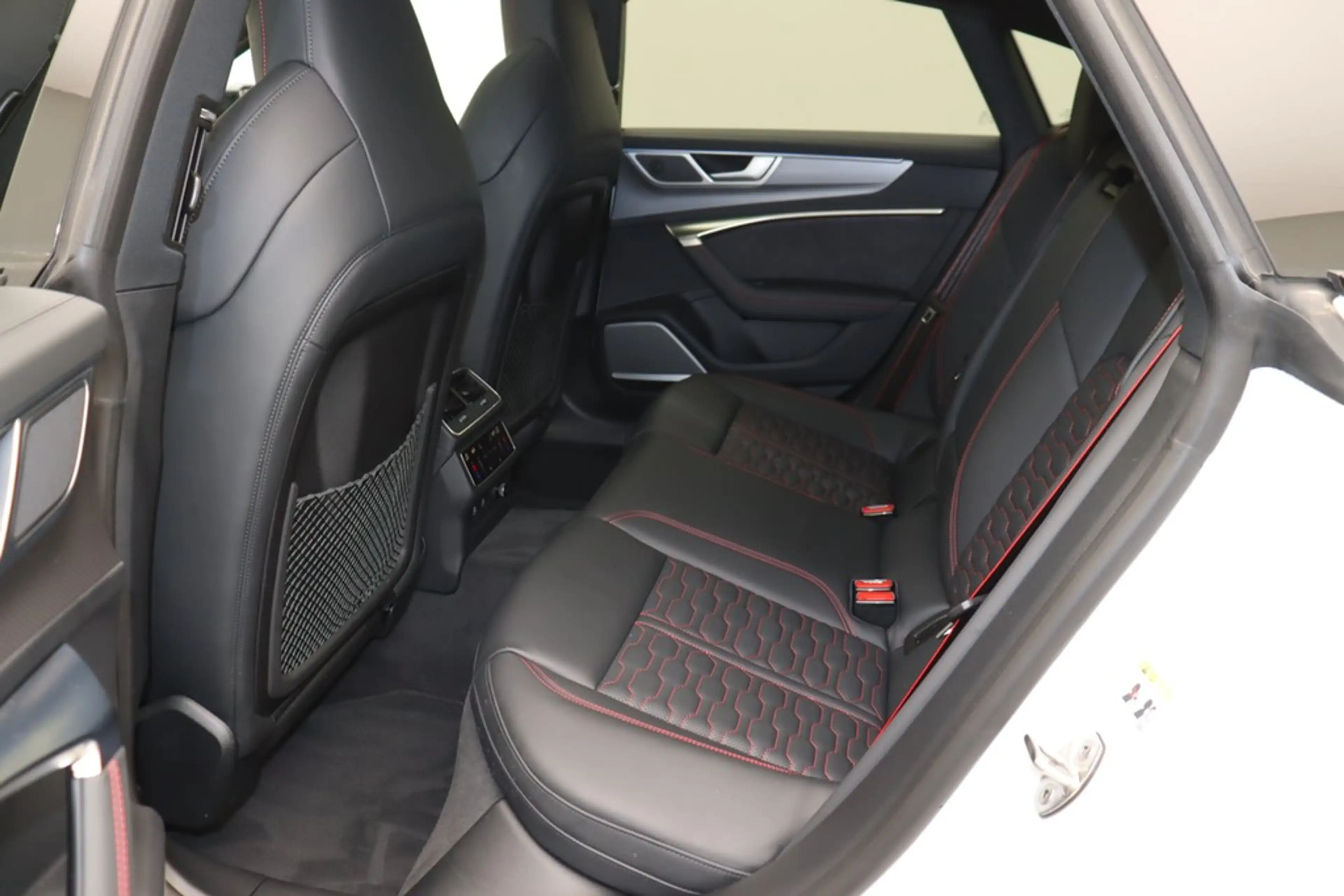 Audi RS7 Sportback 4.0 TFSI quattro performance Navi — photo 12