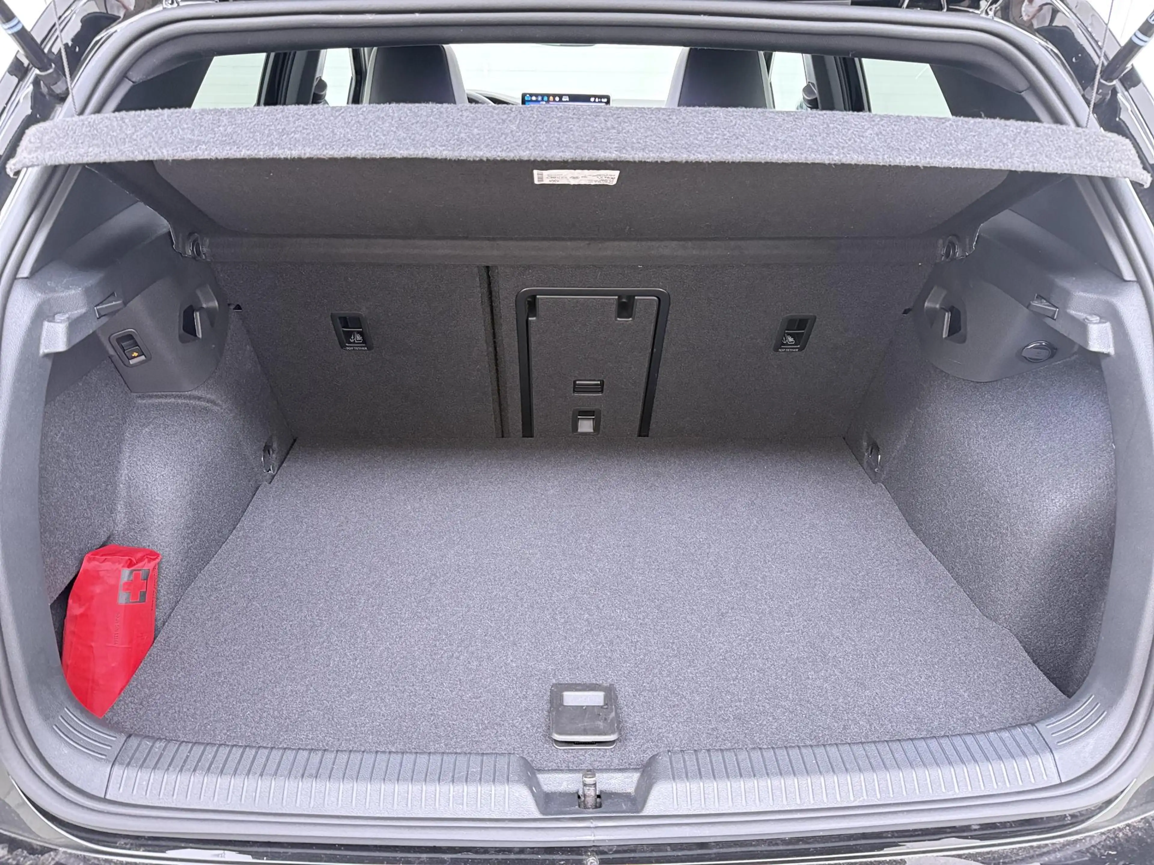 Volkswagen Golf GTE 1.5 eHybrid 272 PK | Pano Dak | Trekhaak | Head-up — photo 8