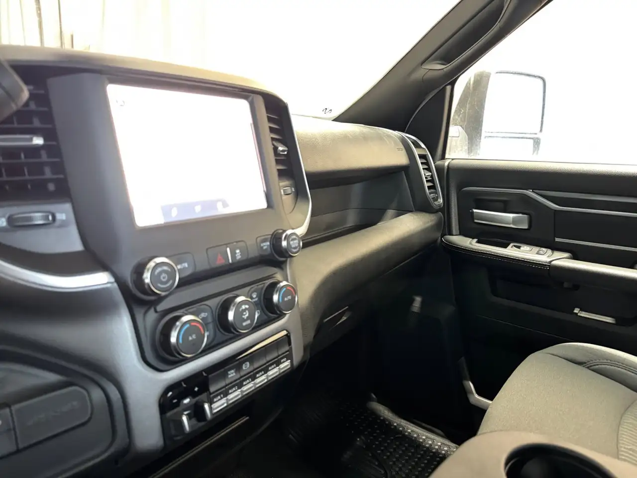 RAM 5500 снимка RAM 5500