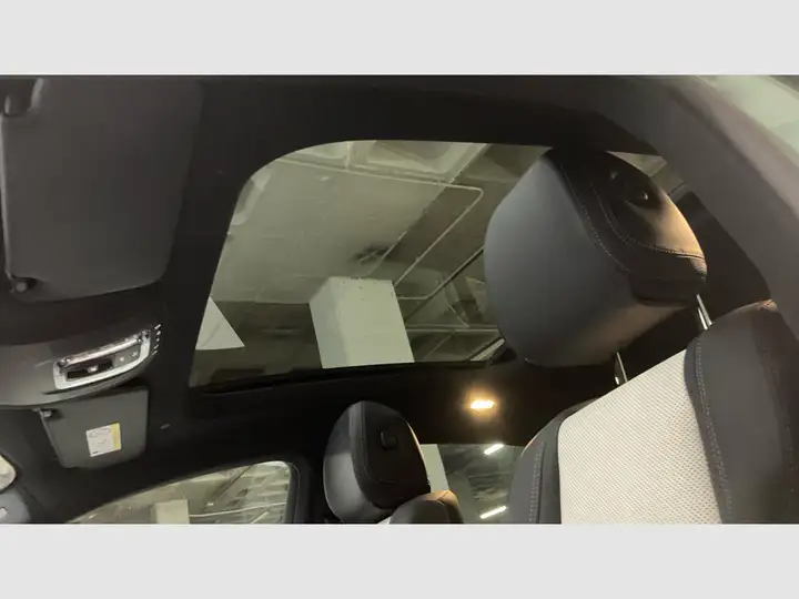 Mercedes-Benz GLE 2026, foto 7