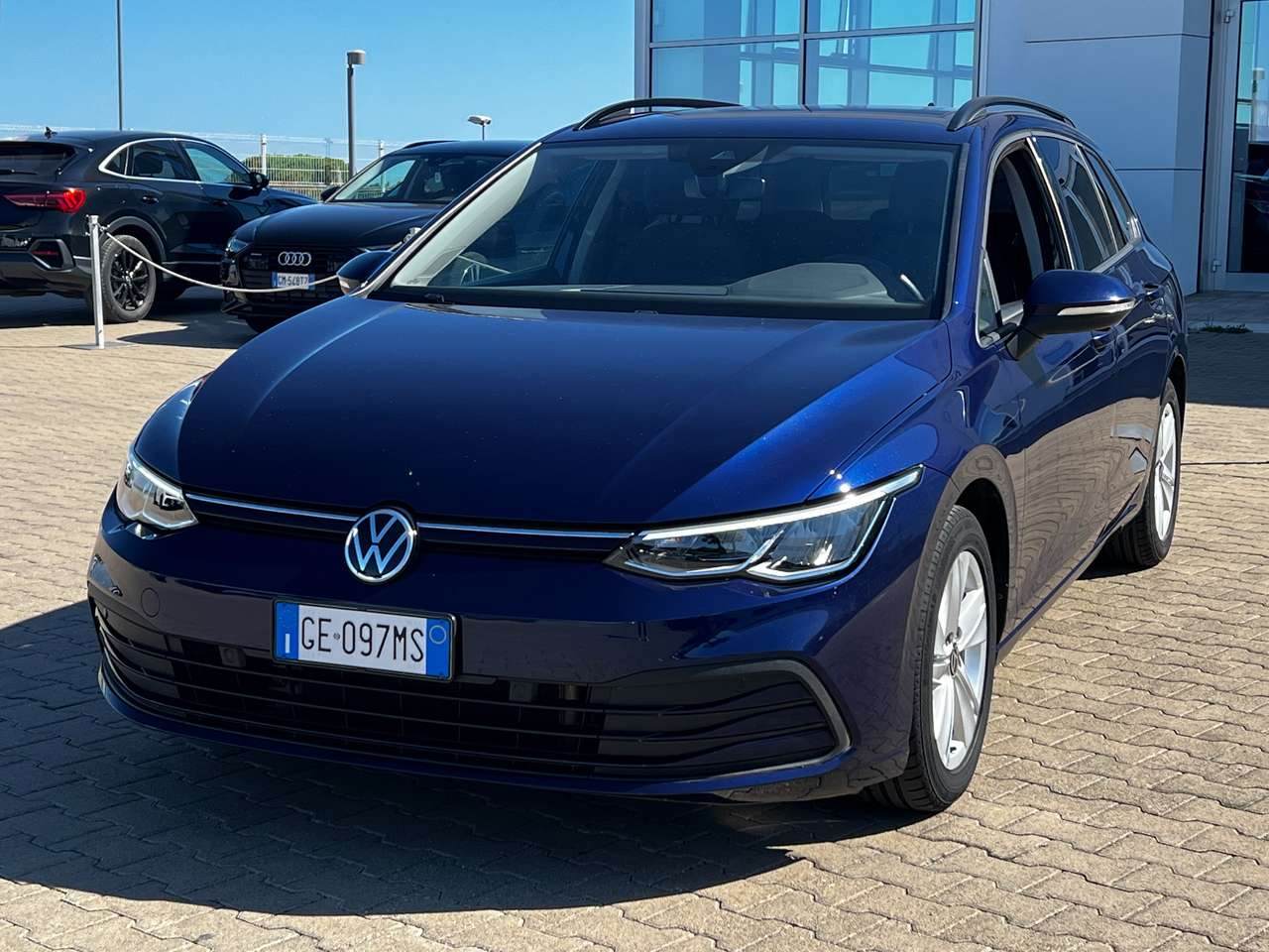 Volkswagen Golf Variant Golf VIII Variant 1.5 tgi Life 130cv dsg