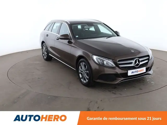 Mercedes-Benz C view 8