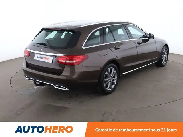 Mercedes-Benz C view 6
