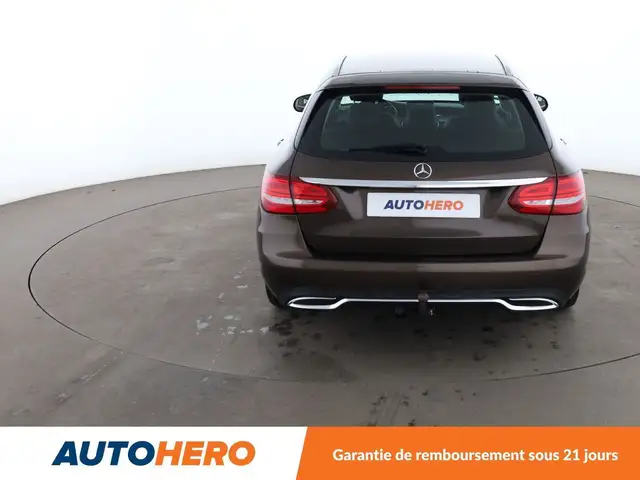 Mercedes-Benz C view 5