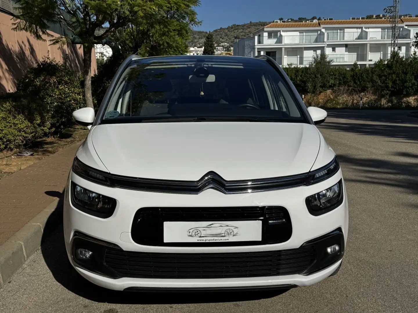 Citroen C4 Grand Spacetourer 1.5BlueHDI S&S Feel 130 Blanc - 2