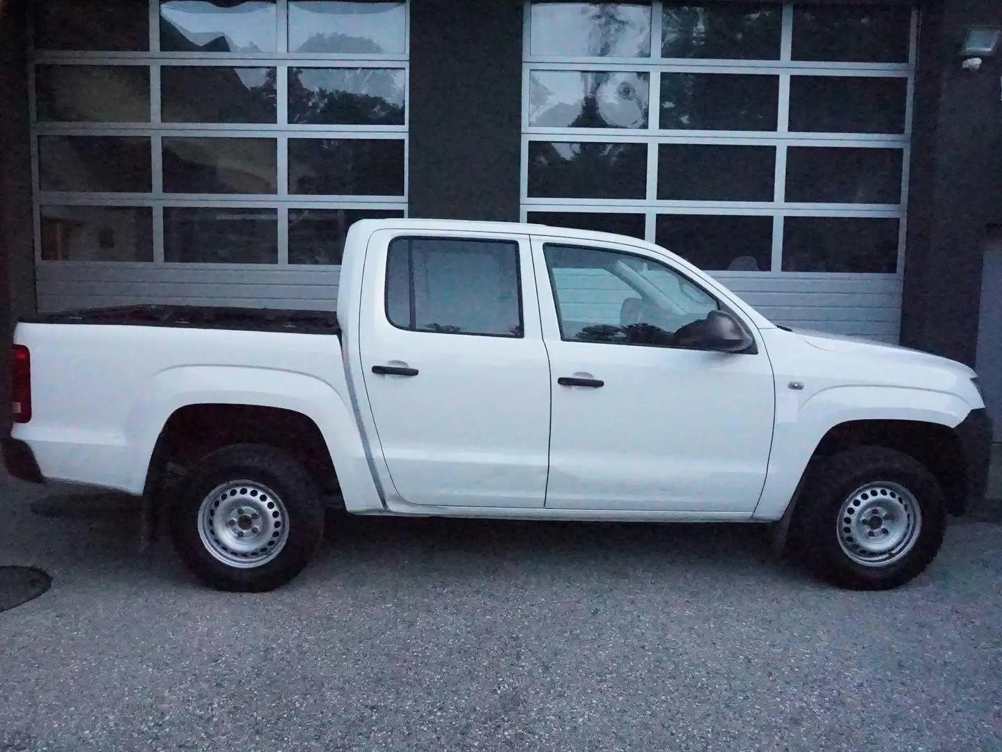 Volkswagen Amarok Basis DoubleCab Weiß - 2
