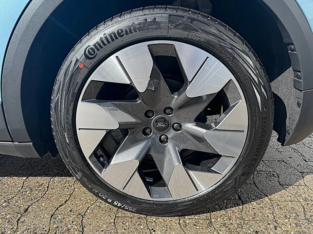 Ford Explorer PREMIUM 79 kwh RWD (Panoramadach AGR-Sitze) 9