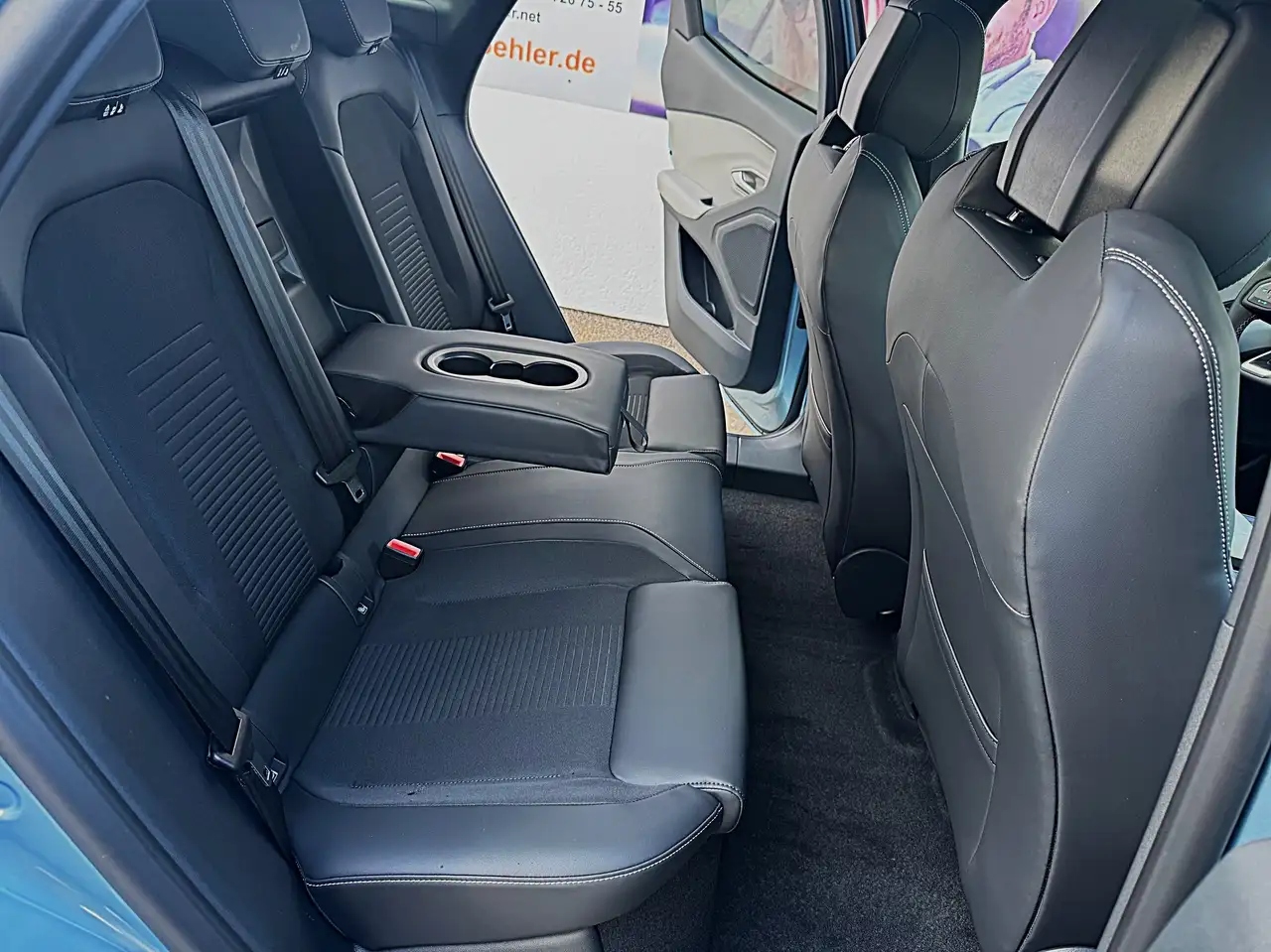 Ford Explorer PREMIUM 79 kwh RWD (Panoramadach AGR-Sitze) 11