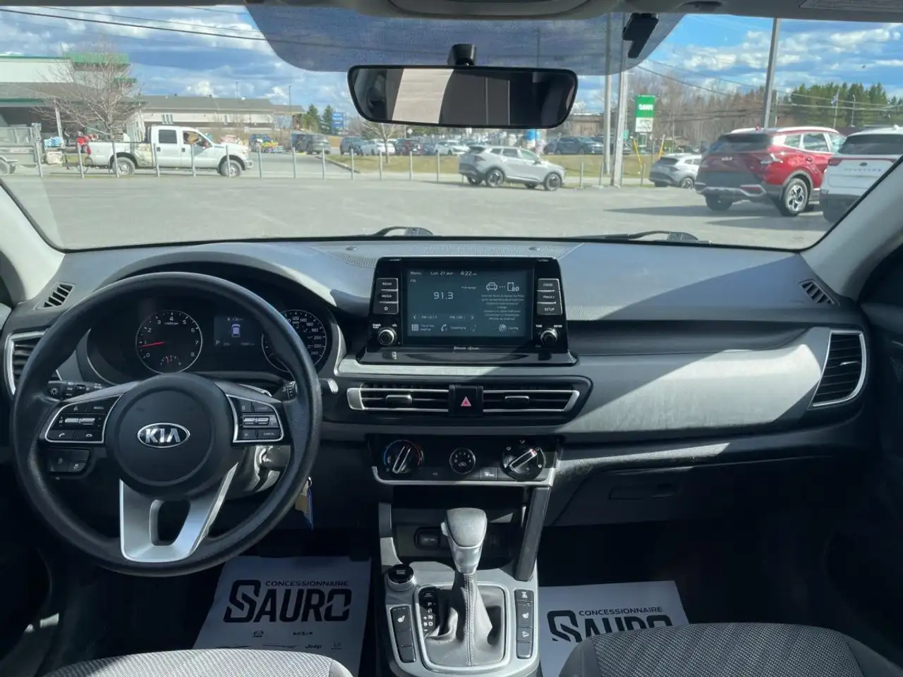 Kia Seltos снимка Kia Seltos