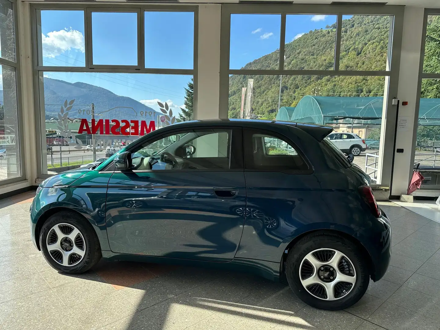 Fiat 500e Action Berlina 23,65 kWh Verde - 2