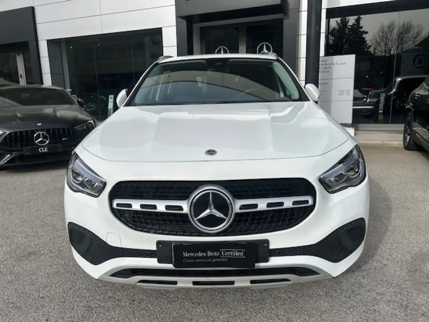 Mercedes-Benz GLA 180 d Automatic Business Extra Blanc - 2