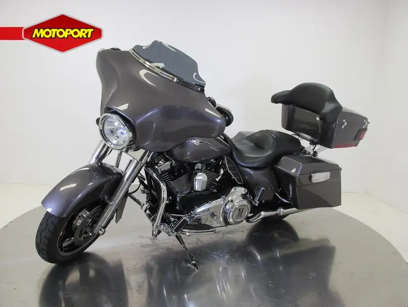 Harley-Davidson Street Glide - foto 3