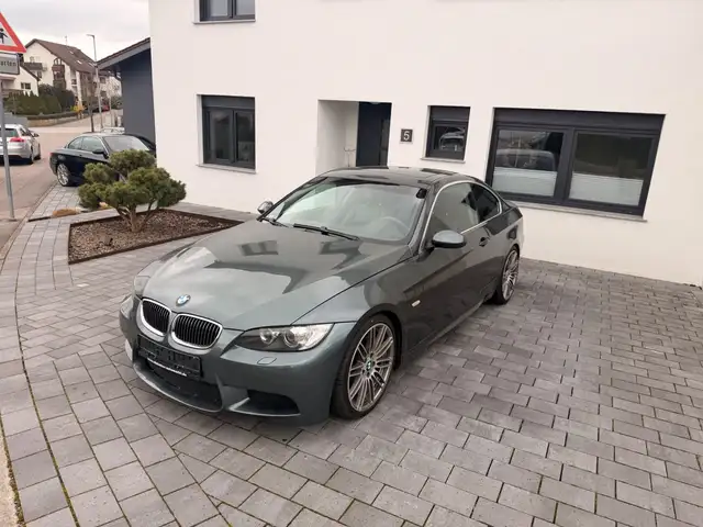BMW 325 3 Coupe 325i e92 Automatik