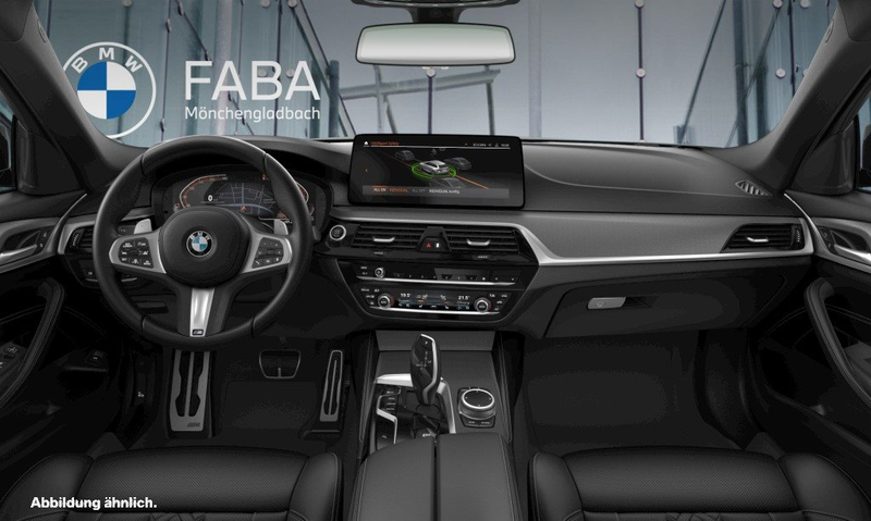 BMW 530 d Touring — photo 3