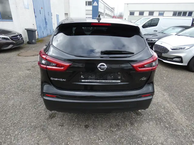 Nissan Qashqai view 5
