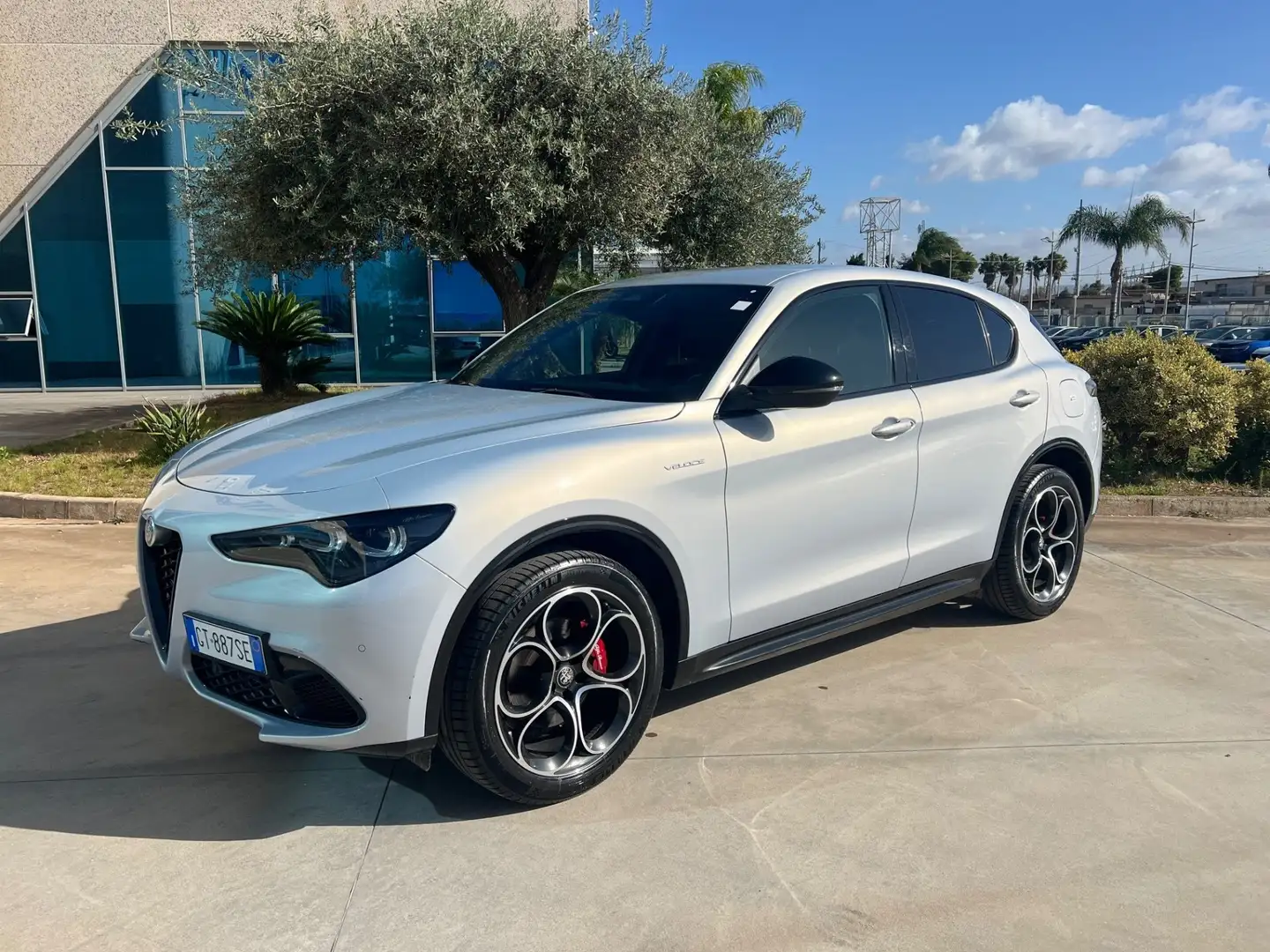 Alfa Romeo Stelvio Veloce Q4 210cv offerta T-Stock prezzo imperdibile Zilver - 1