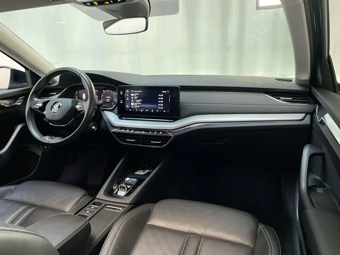 Skoda Octavia Combi 1.5 e-TSI 150pk DSG Business Edition Plus Pa Blauw - 2