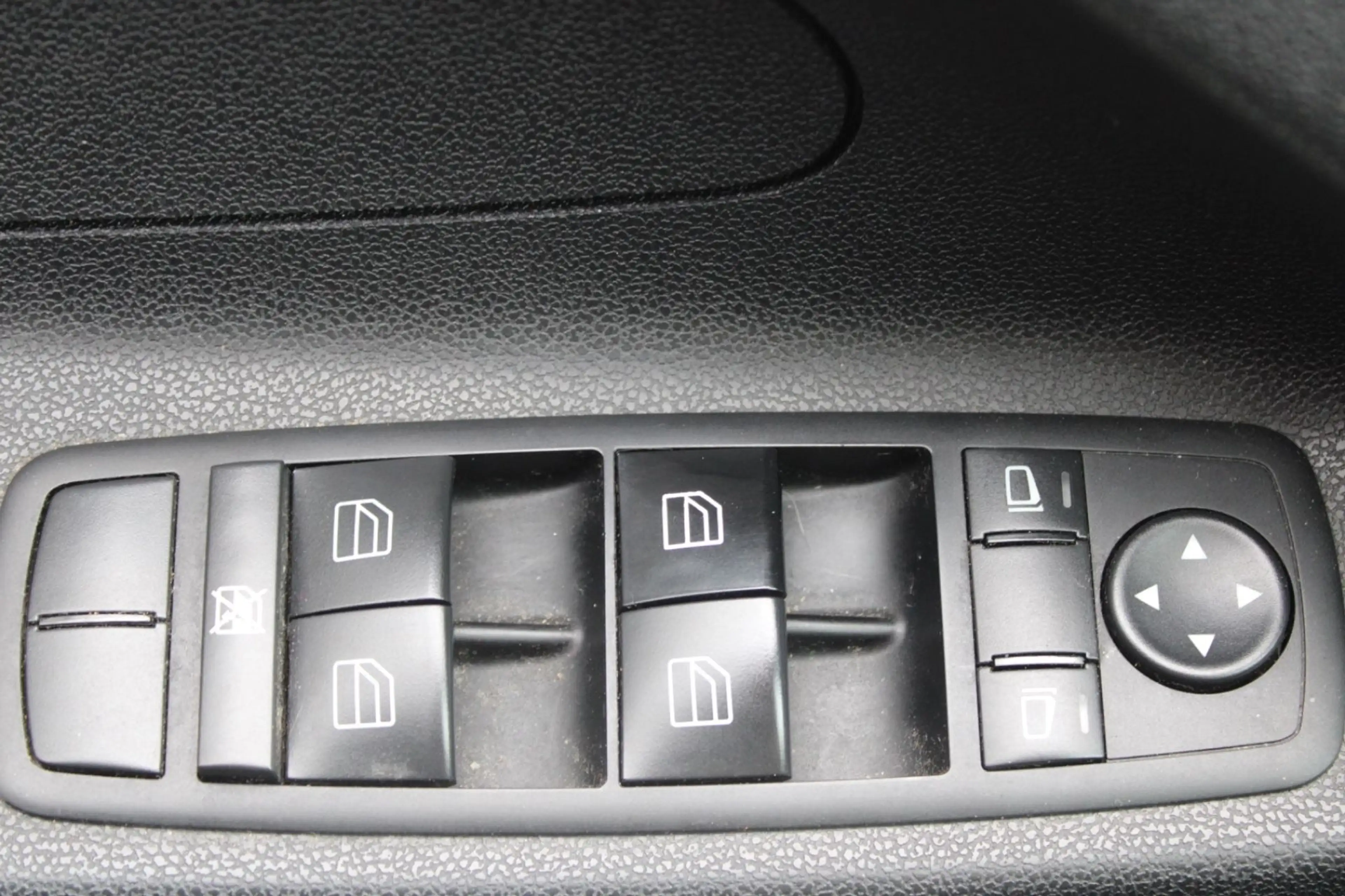 Mercedes-Benz ML 320 CDI 4Matic*LEDER*NAVI*XENON*GUTER ZUSTAND — photo 7
