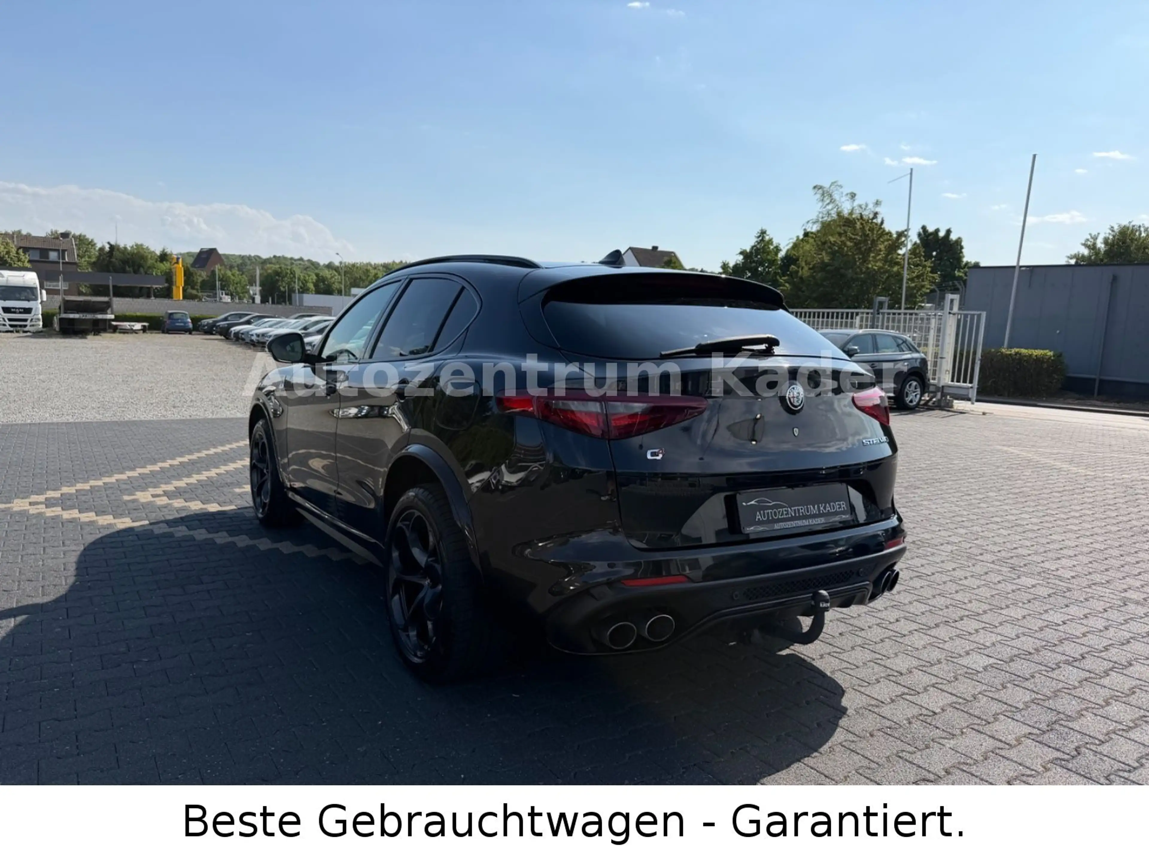 Alfa Romeo Stelvio Quadrifoglio Q4*LED*AHK*Carbon Paket*1.H — photo 5