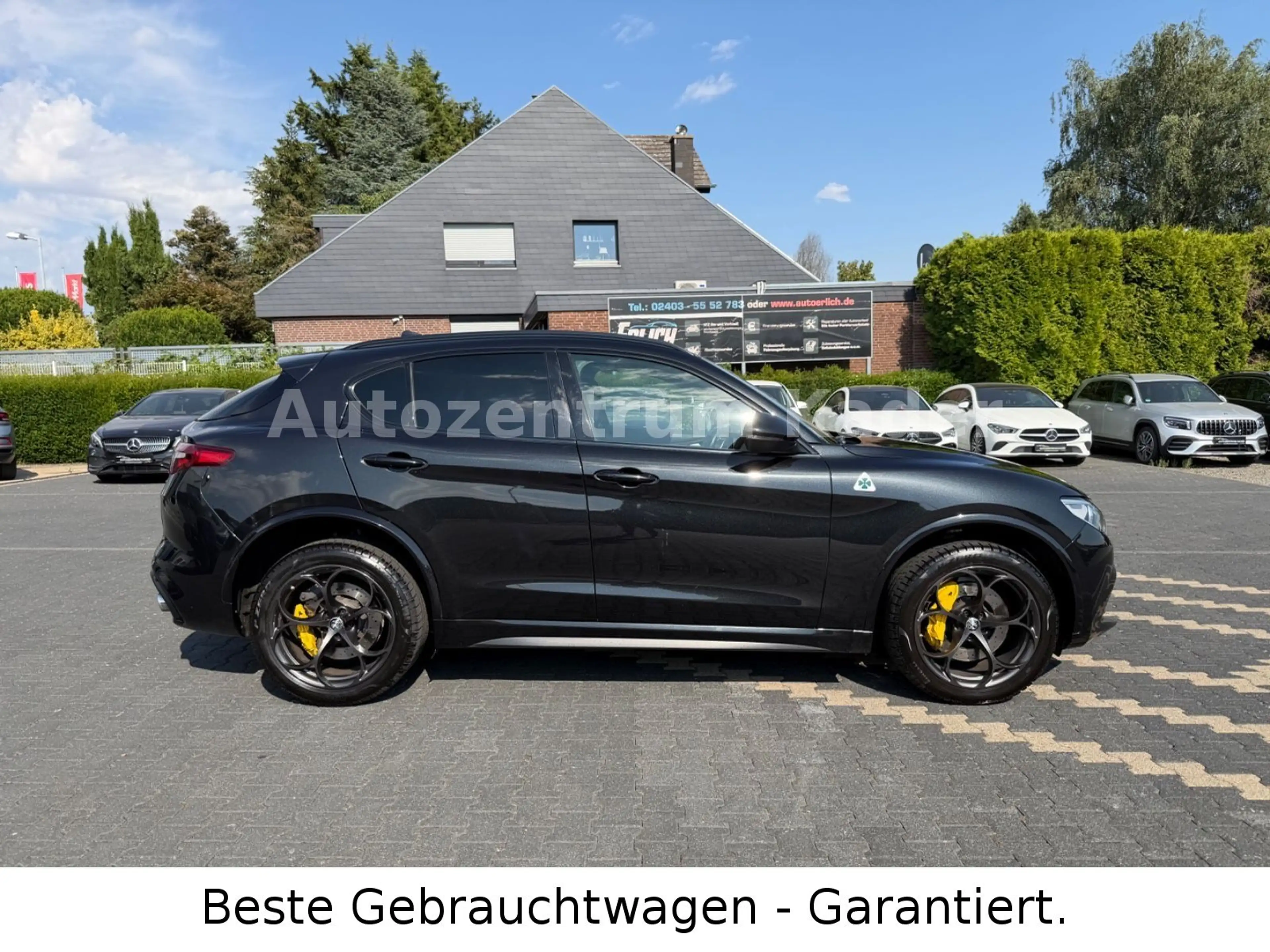 Alfa Romeo Stelvio Quadrifoglio Q4*LED*AHK*Carbon Paket*1.H — photo 8