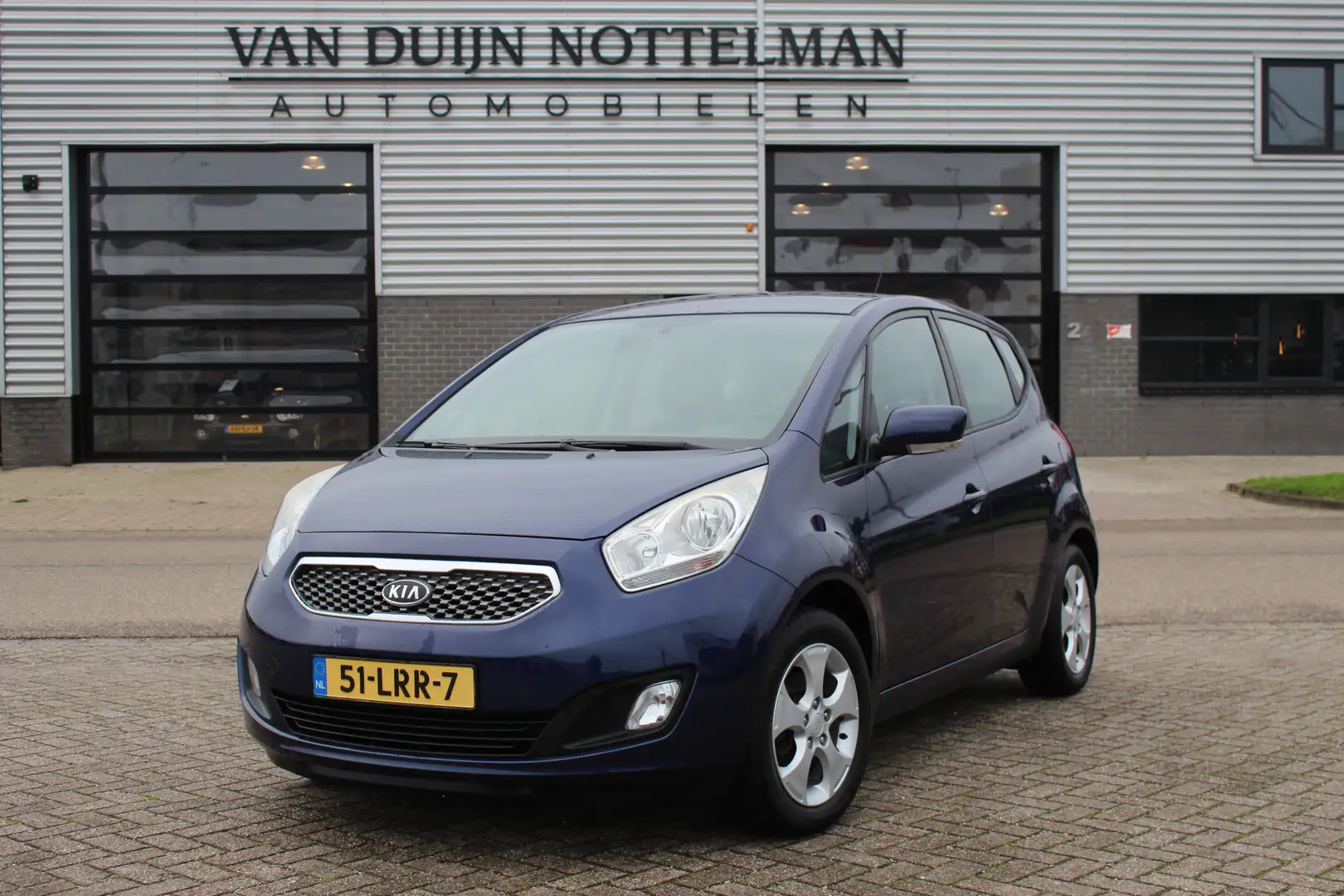 Kia Venga 1.4 CVVT X-ecutive / Clima / Cruise / PDC / N.A.P. Bleu - 1